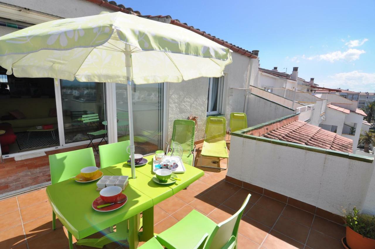 Rnet - Empuriabrava Valira Apartment Екстериор снимка